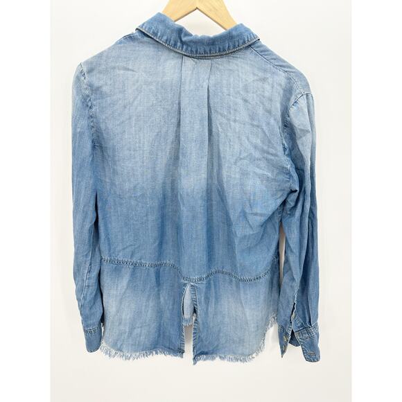 Cloth & Stone Blue Chambray Denim Button Down Shirt Women's Size X-Small XS - Picture 2 of 9